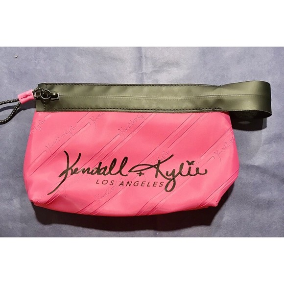 Handbags - Kendall & Kylie Los Angeles Cosmetic Bag Makeup Clutch Travel Bag O/S Pink Black